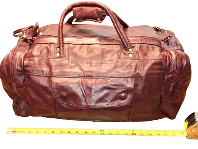 Vintage Travel Bag Maroon Leather Duffel Bag Shoulder Strap 21x10x10" 4 Pockets - Image 1 of 4
