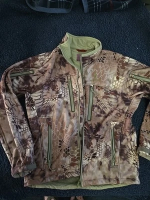 Kryptek Camo Jacket Mens size L KRAIH primaloft  - Image 1 of 4