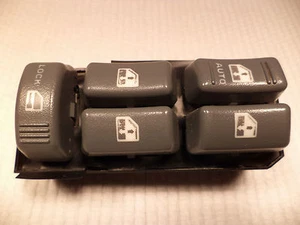 1995-1999 Chevy Tahoe Suburban GMC Yukon 4-Dr master power window switch - Picture 1 of 6