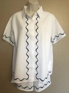 PRETTY GARDEN SIZE SMALL 2 PIECE SHIRT & SHORTS SET WHITE WITH NAVY TRIM - Picture 1 of 6