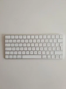 Apple Keyboard Parts A1644 Magic Keyboard 2, Full Keys Italian Spanish - Picture 1 of 91