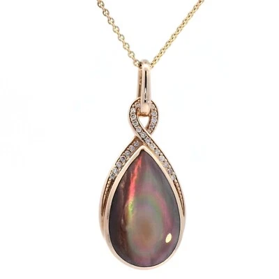 Colgante Kabana de oro amarillo de 14 quilates de 0,12 quilates con diamantes y madreperla de bronce Foto 1 de 4