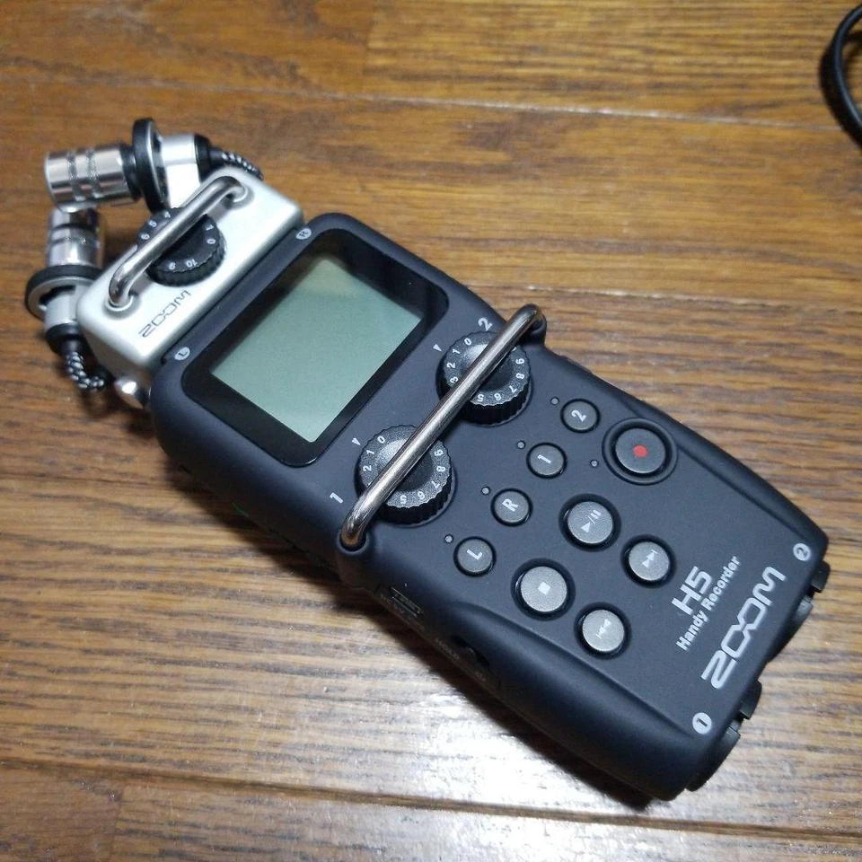 ZOOM Handy Recorder H5 4-Track Handheld Digital Recorder Replaceable microphone - Image 1 of 1