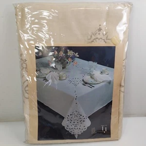 Garden Elegance Cutwork Embroidered Cotton Tablecloth +12 Napkin Set 120x66" NEW - Picture 1 of 11