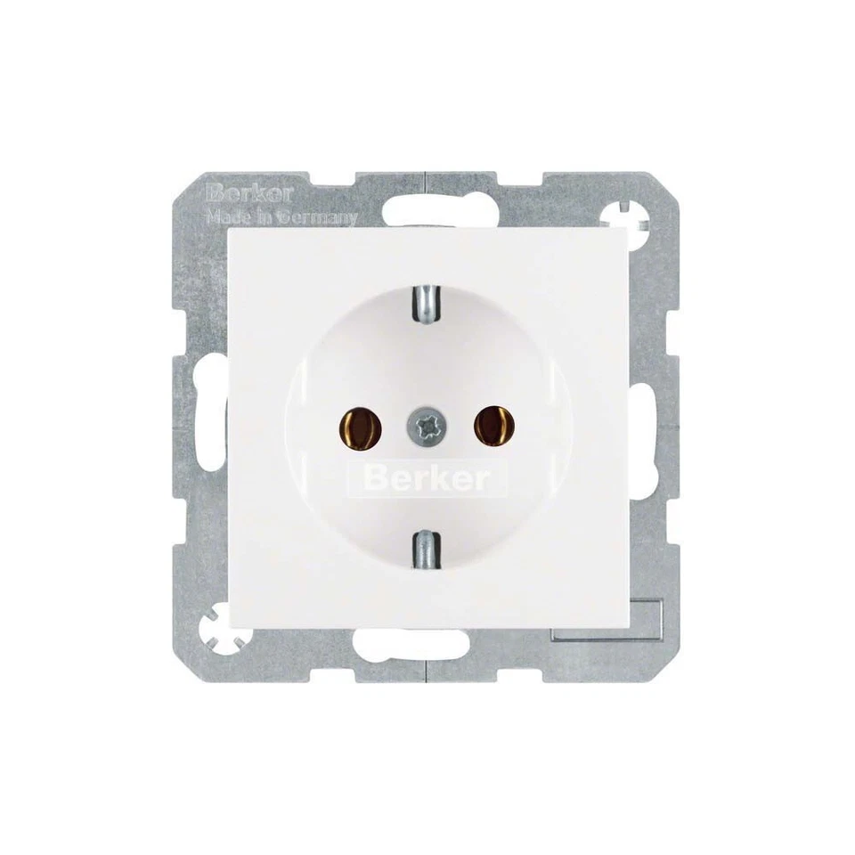 Berker 47438989 Steckdose SCHUKO S.1/B.3/B.7 polarweiß glänzend - Bild 1 von 1