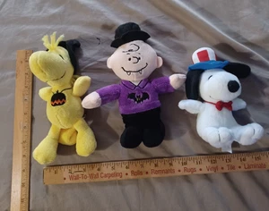 3 Peanuts Plush Charlie Brown Vampire Woodstock & Snoopy July 4th - Picture 1 of 8