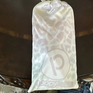 iPhone 13 Pro Max loopy opal iridescent leopard phone case Right Handed - Photo 1 sur 9