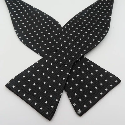 Countess Mara 领结丝绸黑色白色圆点 2.25 英寸宽自领带新品 — 第 1/4 张图片