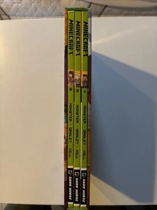 Minecraft Boxed Set (Graphic Novels) Volume 1-3 Dark Horse - Picture 1 of 2
