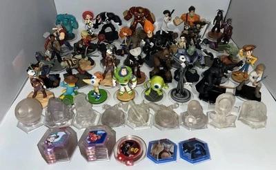 Grande Lote Enorme - 70 Peças - Figuras Disney Infinity - Marvel, Pixar, Star Wars - Imagem 1 de 4