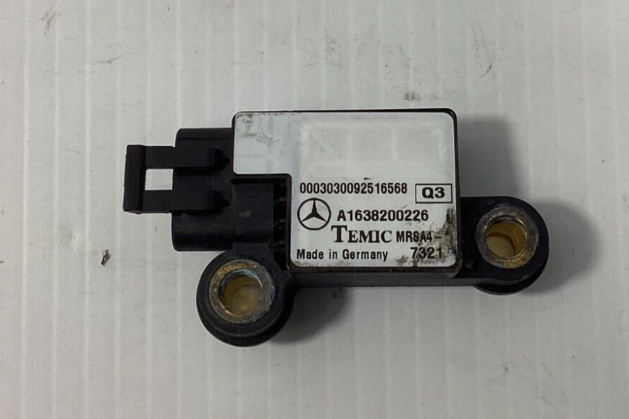 2003-2005 Mercedes-Benz ML350 Front Left Side Sensor A1638200226 OEM . - Image 1 of 4