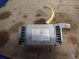 99 00 4 RUNNER Amplifier, w/o CD, ID# 8628035070 - Picture 1 of 7