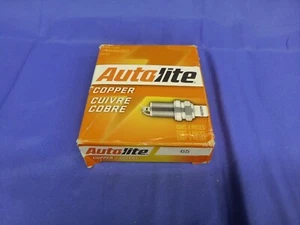 (4) Autolite Copper Spark Plugs Copper Stock# 65 NEW (1) 4 Pack - Picture 1 of 2