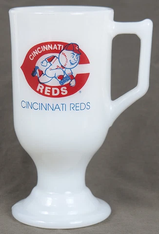 Vintage 70s Milk Glass Pedestal Mug CINCINNATI REDS MLB Baseball Old Retro Logo Cover
