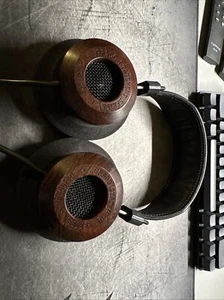 Grado GS3000e Statement Series Headphones with box - Picture 1 of 6