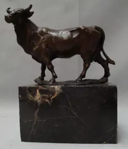 Statua Toro Natura Stile Art Deco Stile Art Nouveau Bronzo massiccio Firmato - Foto 1 di 8