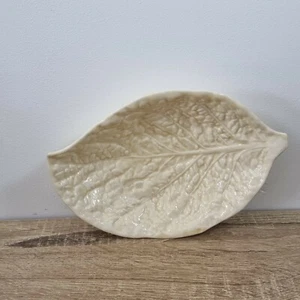 Vintage Leaf Dish – Cream Glazed Majolica – England – 22cm - Picture 1 of 10