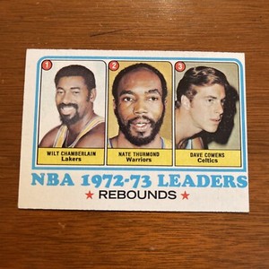 1973-74 TOPPS #157 WILT CHAMBERLAIN/NATE THURMOND/DAVE COWENS
