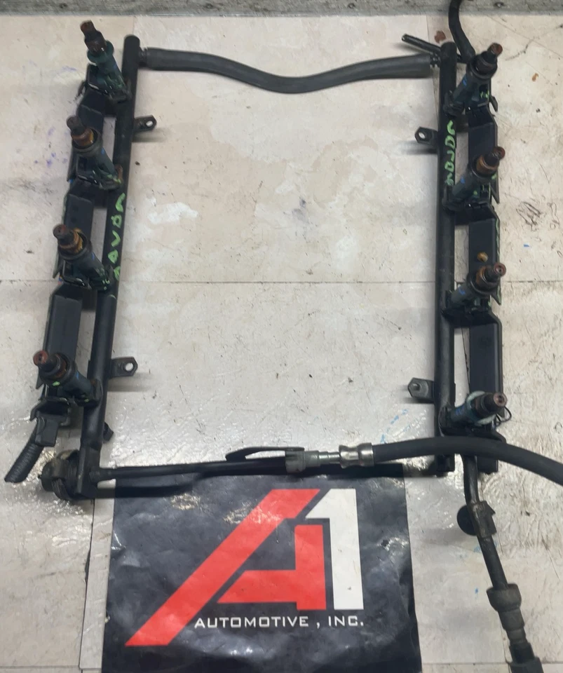 1999-2003 JAGUAR XJ8 Fuel Rail w/ Injector Complete With Injectors OEM Foto 1 de 4