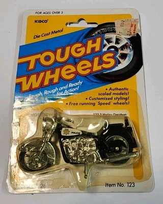 Kidco Tough Wheels Harley-Davidson 1/26 Diecast/Plastic Police Motorcycle Bike - Image 1 of 4