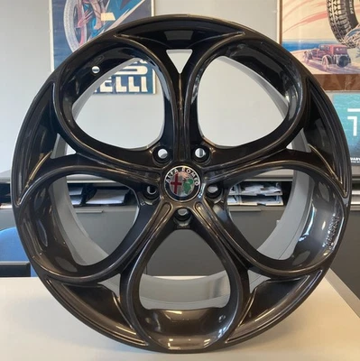 Kit di 4 cerchi in lega compatibili ALFA ROMEO STELVIO da 19 pollici - Immagine 1 di 4