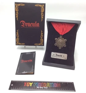 Limited Edt Universal Monsters Dracula MEDALLION Prop Replica #54 Of 750 - Picture 1 of 11