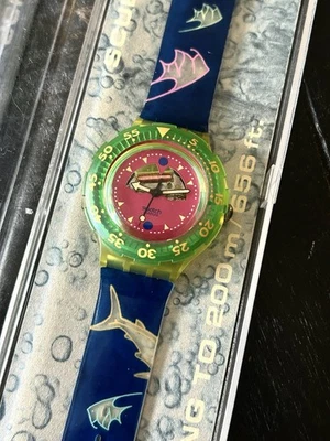 Vintage Swatch Scuba Diving SDN 101 Happy Fish New + Unworn + Box - Image 1 of 4