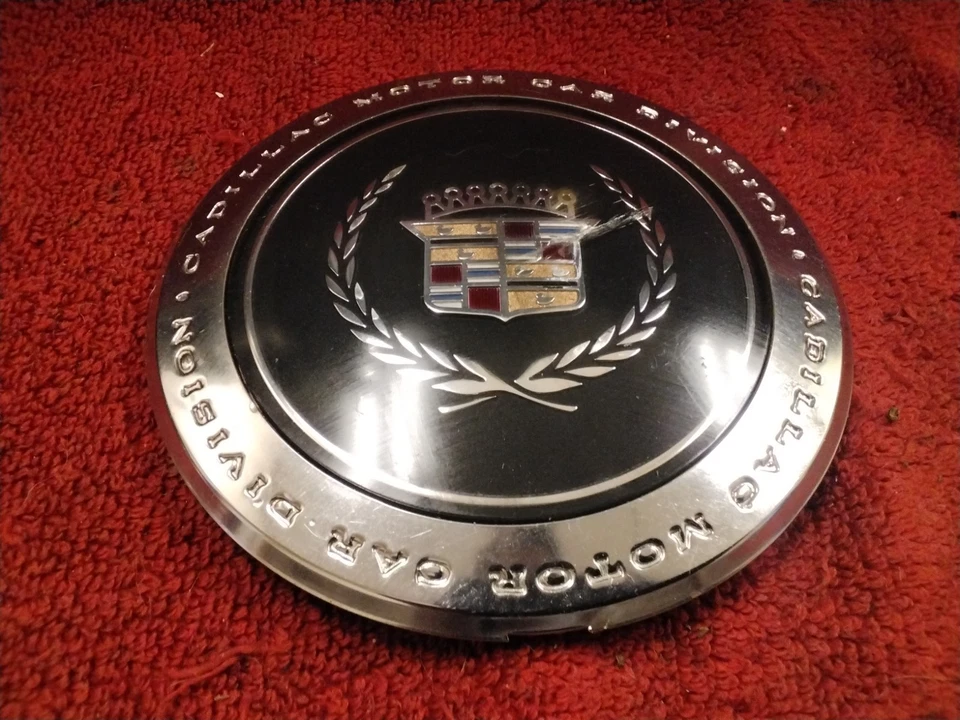 Cadillac Deville, Fleetwood: 1989, 1990, 1991, 1992 1995, 7,0", tapa central #459 Foto 1 de 4