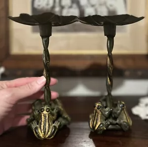 VTG PAIR Iron FROG TOLEWARE CANDLESTICK HOLDER - Picture 1 of 9
