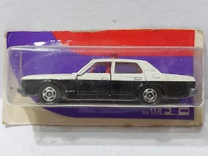Factory Sealed Dead Mint Cut Card Tomica Toyota Crown Police Made in Japan - Picture 1 of 10
