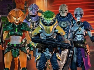 Figura Cosmic Legions Libro Dos Gravenight Aius Cyppiteon NUEVA - Imagen 1 de 1