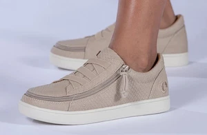 NEW Billy Footwear Womens Sneaker Low Top Zip Up Tan Adaptive Size 9.5 M BY370 - Picture 1 of 5