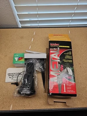 Intermatic Malibu CL507 Cast Metal Heavy Duty Floodlight Architechtural Grade B1 - Image 1 of 4