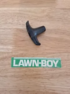 NOS OMC Rasaerba commerciale Lawn-Boy F manico avviamento a strappo nero a rinculo. Parte 609477 - Foto 1 di 1