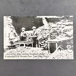 Antike Postkarte 1.WK Heilsarmee Donut Making Line Frankreich Postkarte unbespielt! - Bild 1 von 3