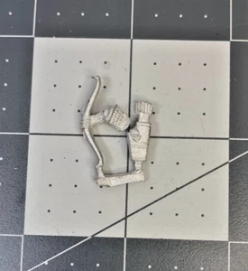 Warhammer vintage metal BOW ARM & ARROW QUIVER bitz HIGH ELVES oldhammer GW AN25 - Picture 1 of 2