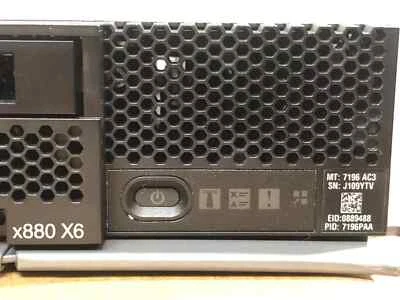 Lenovo FlexSystem x880 X6 Two E7-8867V3 2.5GHz 32 Core 1024GB 2x SFF Server - Image 1 of 4