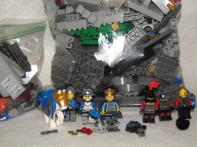 LEGO Castle 70404 King's Castle Not Complete No Manual Horse King - Image 1 of 4