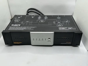Monster Power HTS 2600 Home Theatre Riferimento PowerCenter Filtro Protezione da Sovratensioni - Foto 1 di 5
