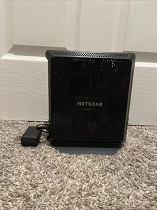 Netgear Nighthawk C7000v2 Black AC1900 WiFi Cable Modem Router - Picture 1 of 8