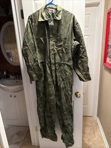 Track Suit Camelflage / LARGE - Picture 1 of 13