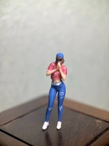 Resin Diorama 1:64 Fashion Car Model Girl Miniature Figurine Doll Toy Scene Prop - Picture 1 of 6