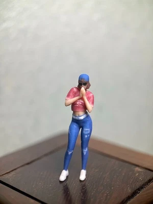 Resin Diorama 1:64 Fashion Car Model Girl Miniature Figurine Doll Toy Scene Prop - Image 1 of 4