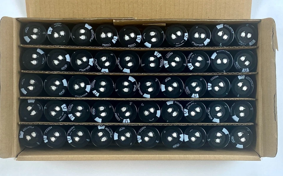 Condensador electrolítico de aluminio Jianghai 400V 470uF - Paquete de 50, usado Foto 1 de 1