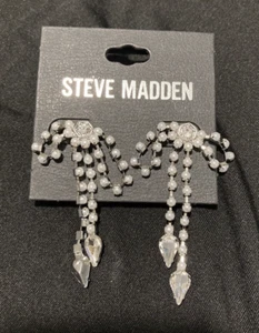 Steve Madden Earrings - Picture 1 of 2