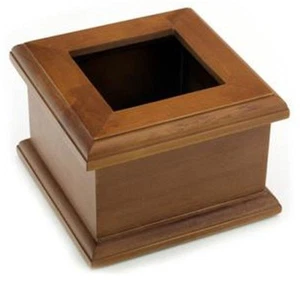 Aanraku 5-3/8" Wooden Box for Stained, Mosaic, or Fused Glass - Picture 1 of 1
