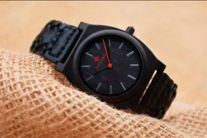 Zeitkoenig Herren Holz Armbanduhr mit Lederarmband - Bild 1 von 3