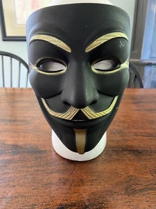 V For Vendetta Mask - Anonymous Guy Fawkes Party Masker Cosplay - Picture 1 of 3