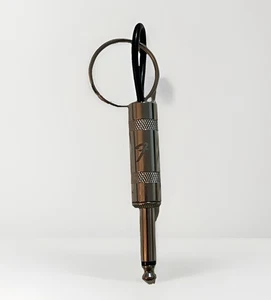 Fender Gitarre Plug-in Schlüsselanhänger Schlüsselanhängsel Halter Ersatzstück Silber Musik - Bild 1 von 8