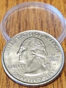 Black Friday Sale - 2008D Hawaii State Collectible Quarter from Bank Rolls - Picture 1 of 5